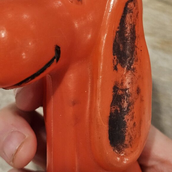 VTG 60s Red Snoopy Blowmold Figure hollow Hong Kong 4.5 inches - Crack on ear - Picture 4 of 10